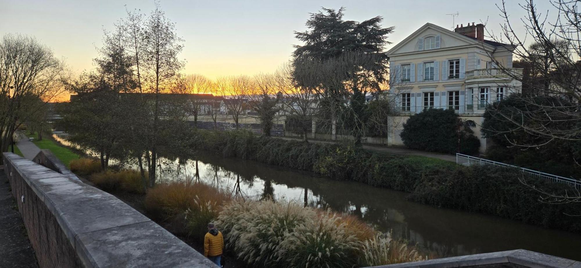 Le Balcon D'Anatole 3Etoiles Le Mans Exterior foto